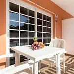 Apartment Gustamar 11 *