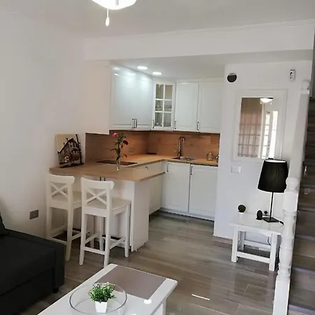 Gustamar 11 Apartament *