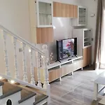 Gustamar 11 Apartamento *