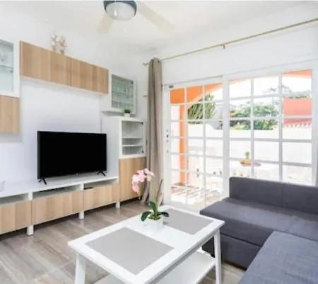 Lejlighed Gustamar 11 *