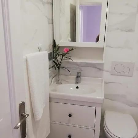 Διαμέρισμα Gustamar 11 *